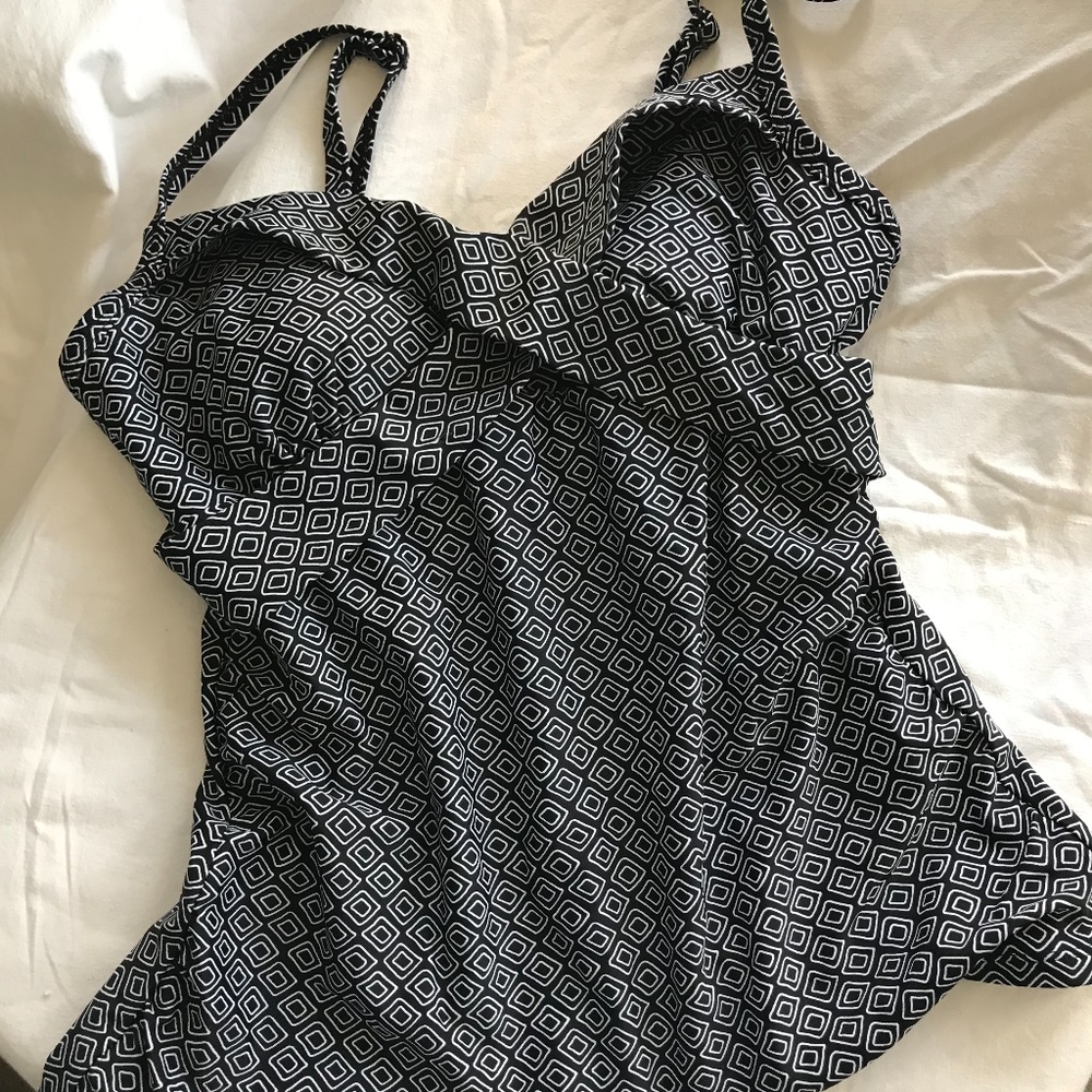 Christina Tankini, 6 *P1045